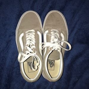 Tan vans